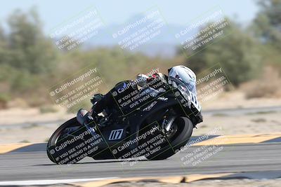 media/Oct-13-2025-Moto Forza (Mon) [[a66d839500]]/2-A Group/Session 4 Turn 7/